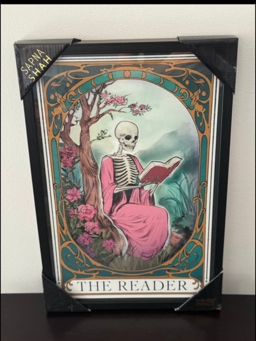 Nwt
2026 Sapna
shah skeleton framed wall, the reader picture
$50.00